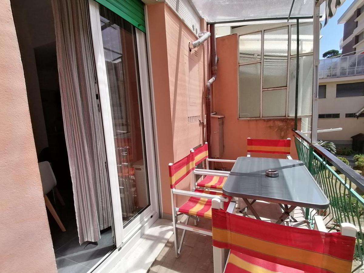 P In Centro 2 Διαμέρισμα Σέστρι Λεβάντε Εξωτερικό φωτογραφία